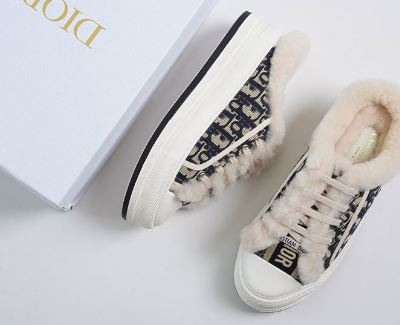 (국내배송) 디올 WALK'N'DIOR 플랫폼 양모 스니커즈