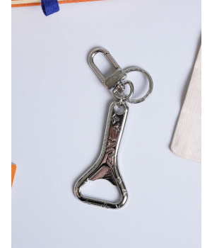 (국내배송) 루이비통 X 슈프림 실버 모노그램 오프너 백 참 & 키 홀더