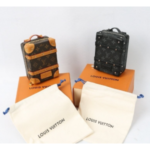 (국내배송) 루이비통 트렁크 파우치 백참 키홀더