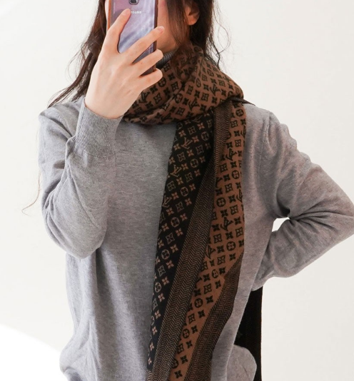 (국내배송) 루이비통 모노그램 배색 패턴 머플러