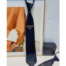 (국내배송) 프라다 삼각로고 넥타이