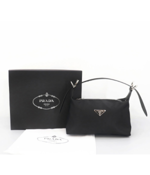 (국내배송) 프라다 나일론 숄더백