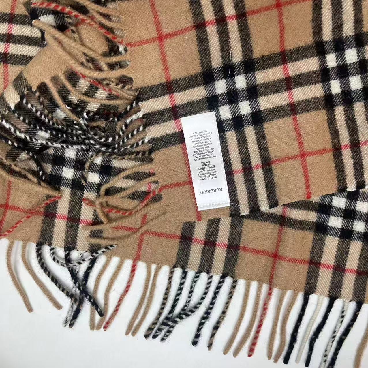 이*순님 버버리 캐시미어 목도리 검품 및 출고