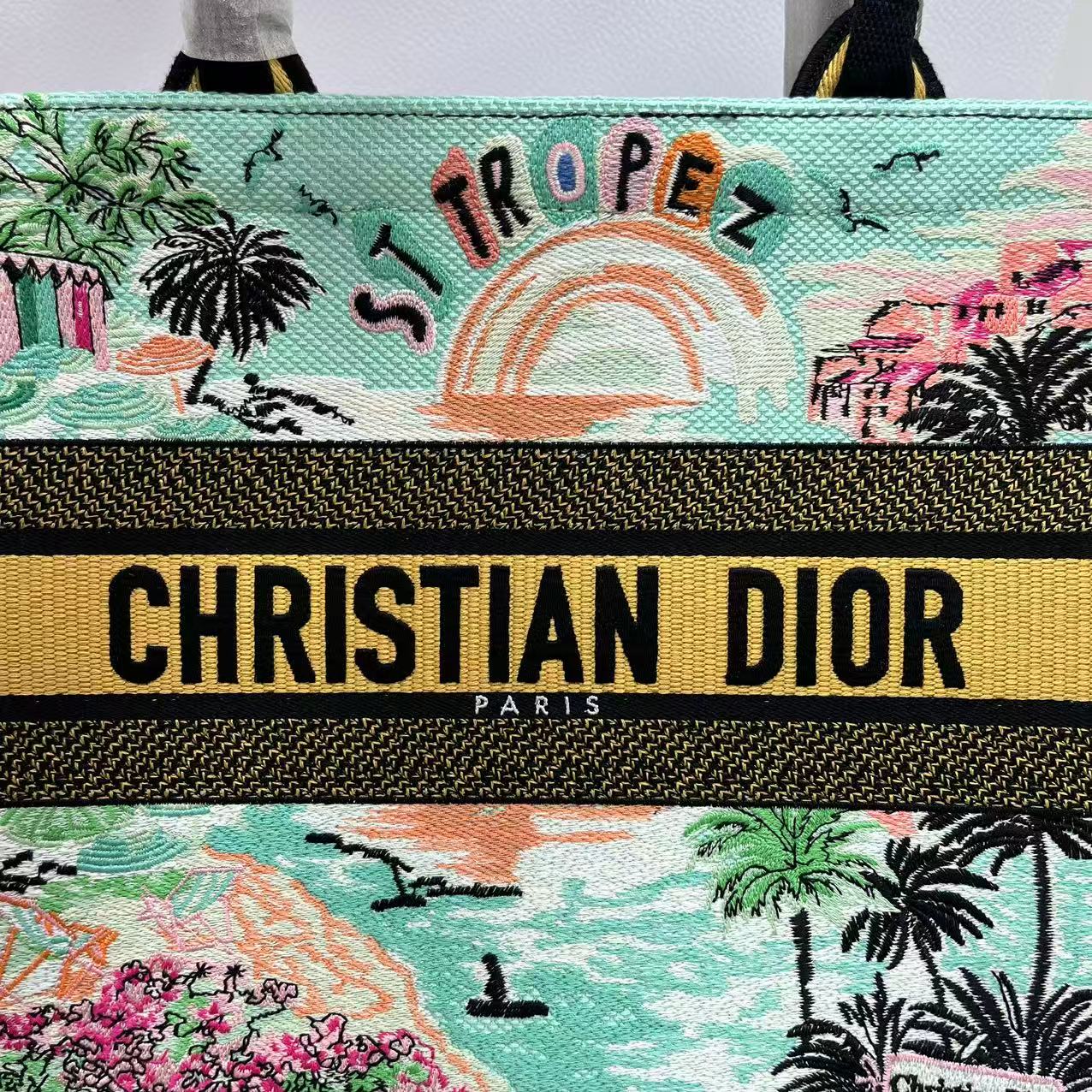 최*연님 디올 스몰 북토트백 검품 및 출고