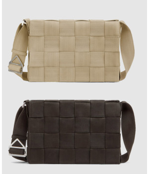 보테가베네타 위빙 카세트백  680514