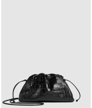 보테가베네타 크로커다일 미니 파우치 585852