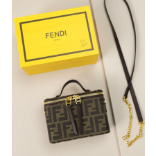 (국내배송) 펜디 배니티 토바코 브라운 FF 자카드 패브릭 미니 백