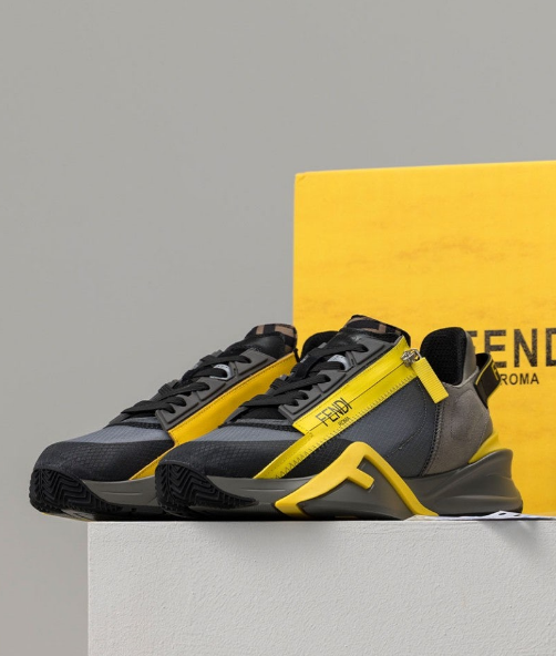 (국내배송) 펜디 플로우 레더 로우탑 스니커즈