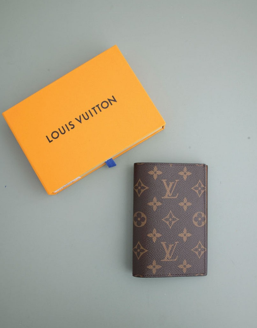 (국내배송) 루이비통  LV 모노그램 패스포트
