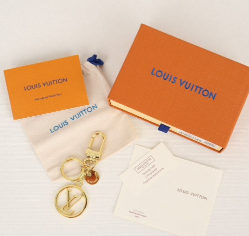 (국내배송) 루이비통 M69076 백참 & 키홀더