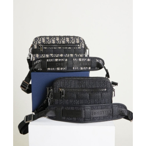 (국내배송) 디올 사파리 스트랩 백