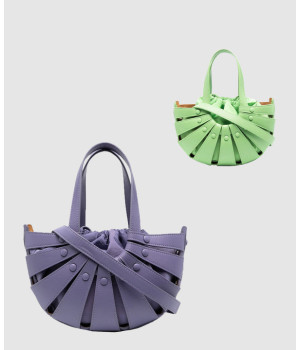 보테가베네타 쉘 컷 아웃 스몰 크로스백 651819