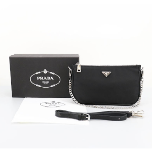 (국내배송) 프라다 리나일론 플랫 은장 체인 숄더 & 크로스백