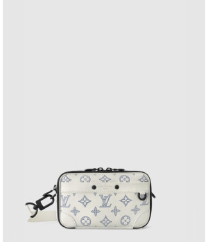 루이비통 알파 웨어러블 월릿 M83383