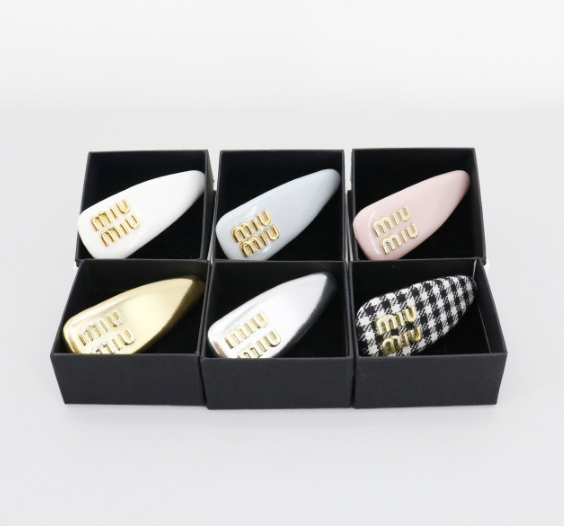 (국내배송) 미우미우 컬러 헤어핀