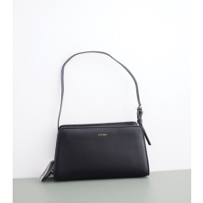 (국내배송) 더 로우 블랙 달리아 바게트 숄더백