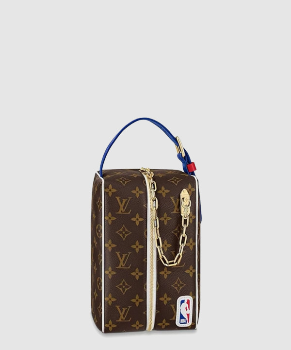 루이비통 x NBA 컬렉션 클록룸 돕 키트 M45588