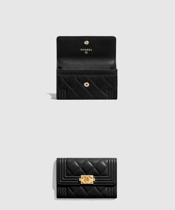 샤넬 보이 플랩 카드지갑 A80603