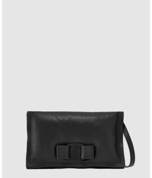 페라가모 비바 바라보우 플랩 숄더백  21I287