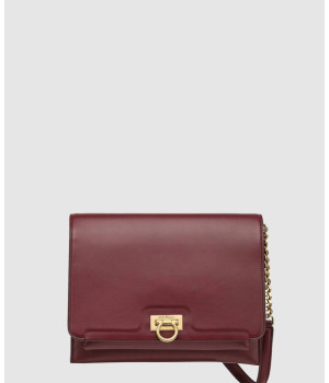 페라가모 트리폴리오 플랩 숄더백 21H984