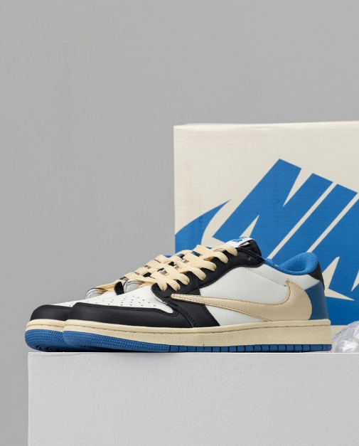 (국내배송) 나이키 프라그먼트 X 트래비스 스캇 X 조던1 로우