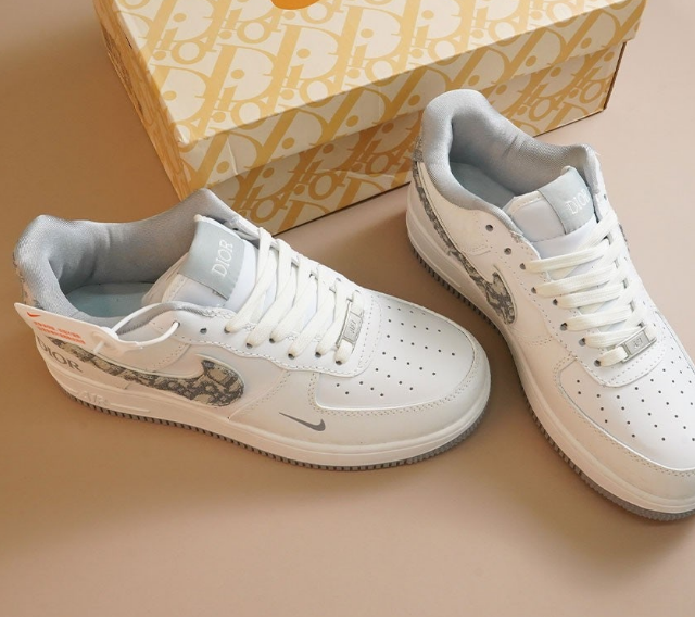 (국내배송) 나이키X디올 에어 포스1 AF1 에어디올 커스텀 로우탑
