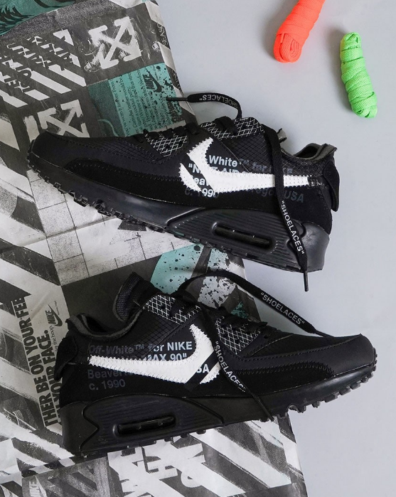 (국내배송) 나이키 X 오프화이트 에어맥스 90 V2 블랙 화이트