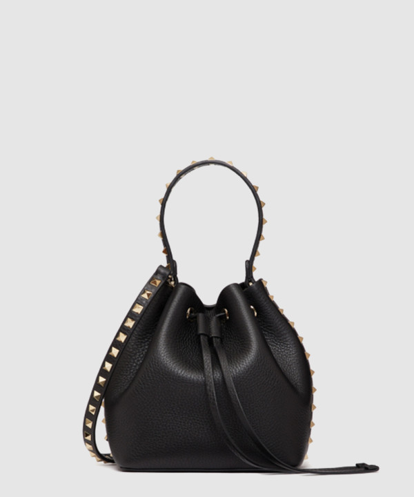 발렌티노 락스터드 가죽 버킷백