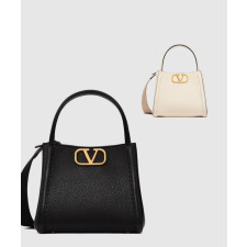 발렌티노 가라바니 올타임 그레이니 카프스킨 스몰 핸드백