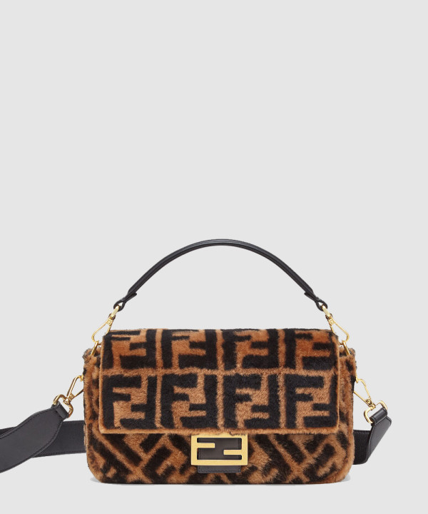 펜디 바게트백 미디움 8BR600