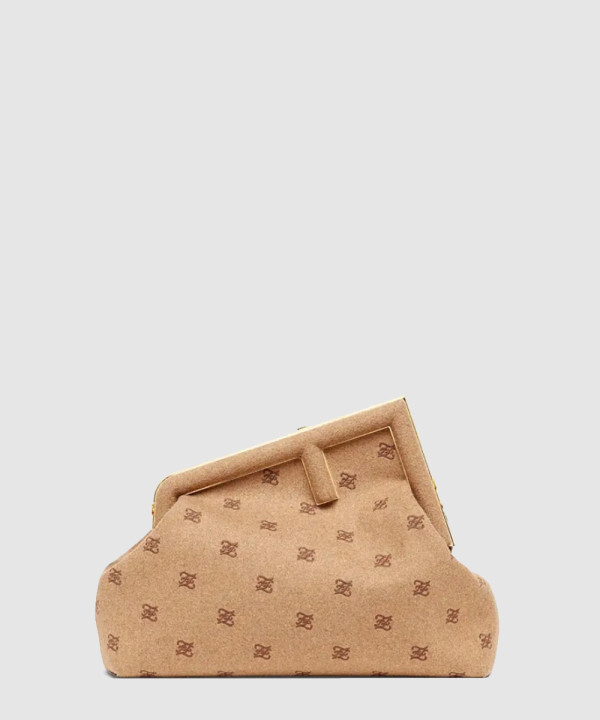 펜디 퍼스드 레더 미디움 백 8BP127