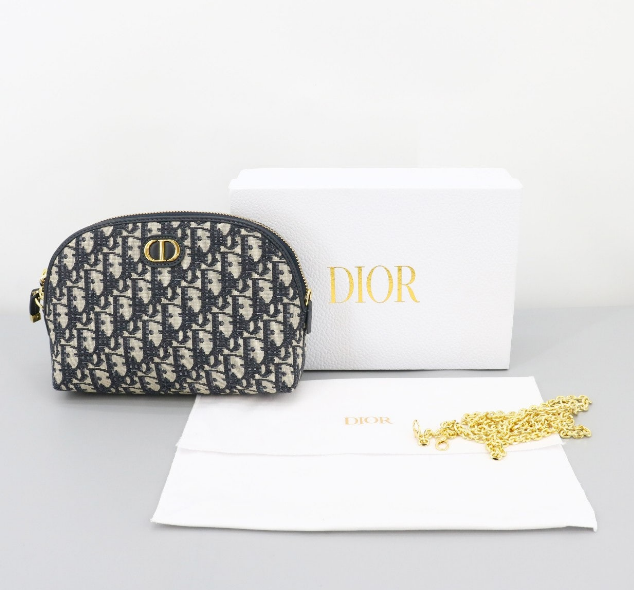 (국내배송) 디올 30 몽테인 뷰티 파우치