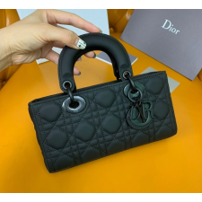 (국내배송) 디올 레이디 D 조이 까나쥬 스킨 매트블랙 스몰 토트백