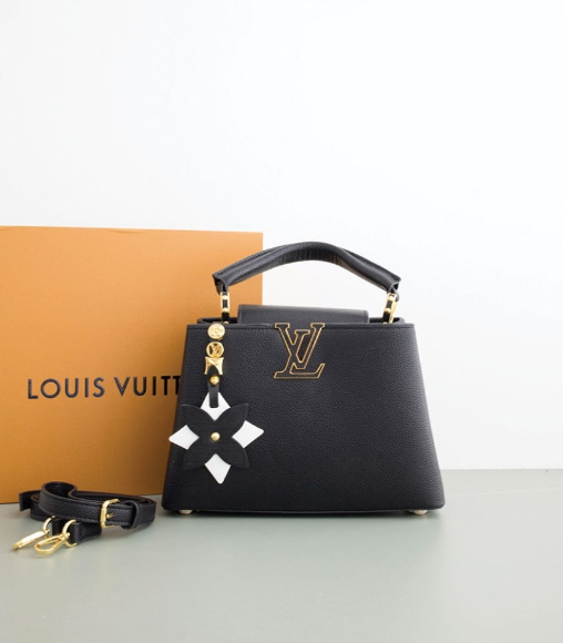 (국내배송) 루이비통 카퓌신 BB