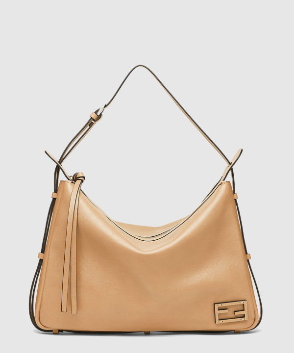 펜디 심플피 라지 가죽 숄더백 8BR831