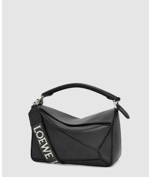 로에베 스몰 퍼즐백 새틴 카프스킨