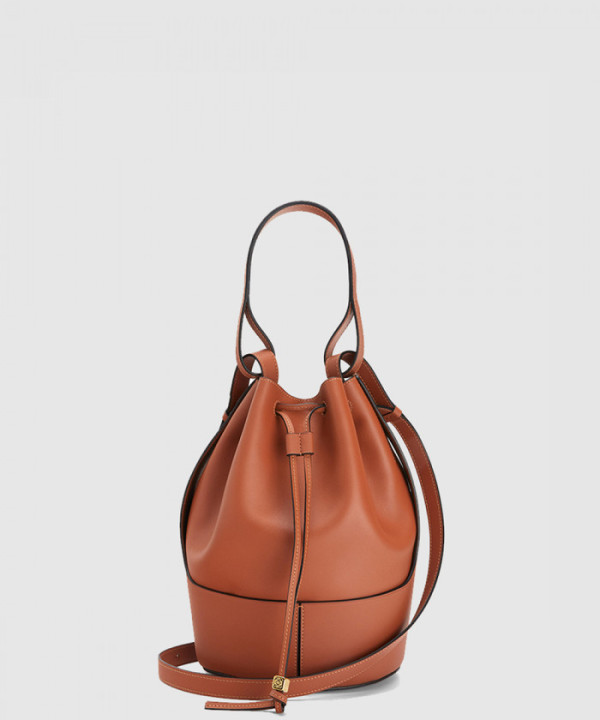 로에베 벌룬 미디움 버킷백