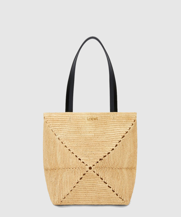 로에베 미디엄 퍼즐 폴드 토트백 인 라피아