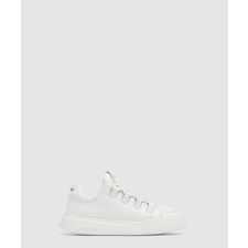 미우미우 로고 레더 로우탑 스니커즈 5E912D