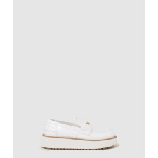 미우미우 브러쉬드 레더 로퍼 5D175E