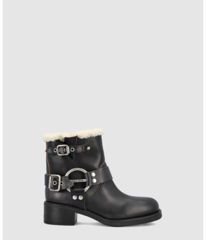 미우미우 빈티지 버클 시어링 하프 라이더 부츠 5T953D