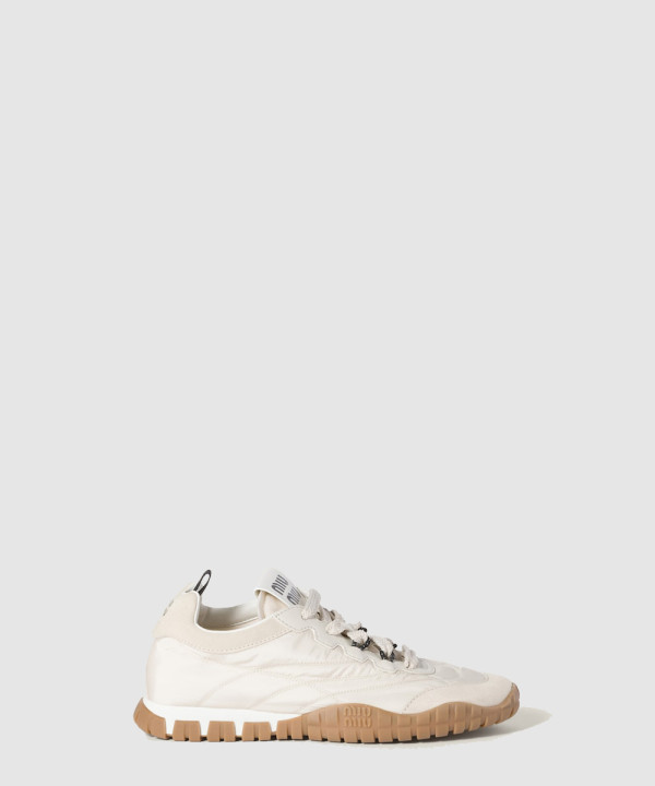 미우미우 타이어 테크니컬 패브릭 스웨이드 스니커즈 5E417E