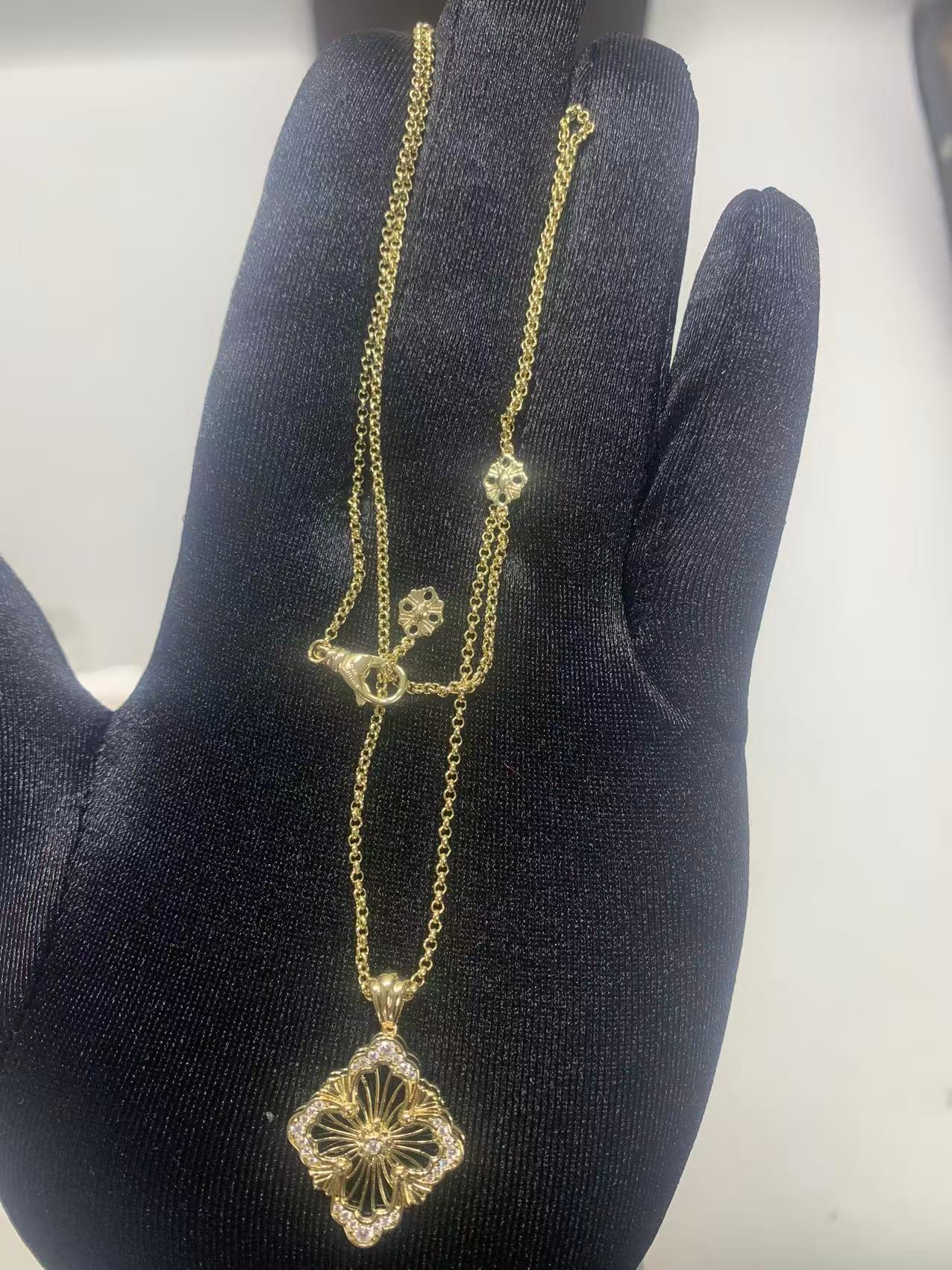 2026년 2월 3일 서*화님 부첼라티 오페라 펜던트 검품 및 출고