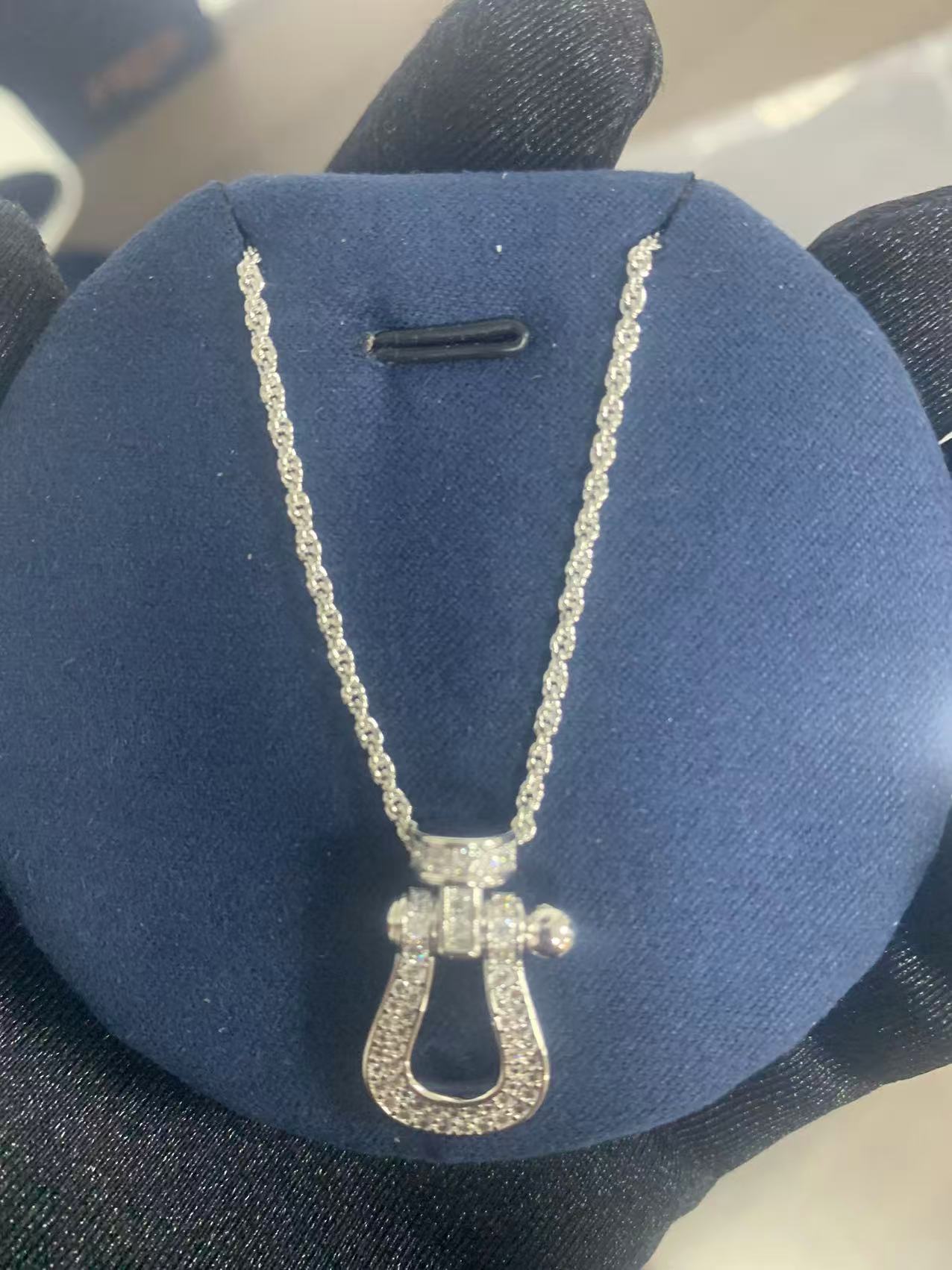 2026년 3월 25일 김*윤님 프레드 포스텐 라지 목걸이 검품 및 출고