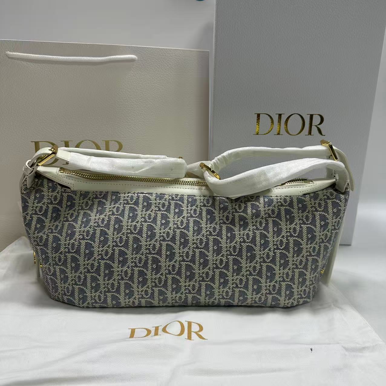 2026년 3월 26일 오*희님 디올 D-Journey 스몰 백 검품 및 출고